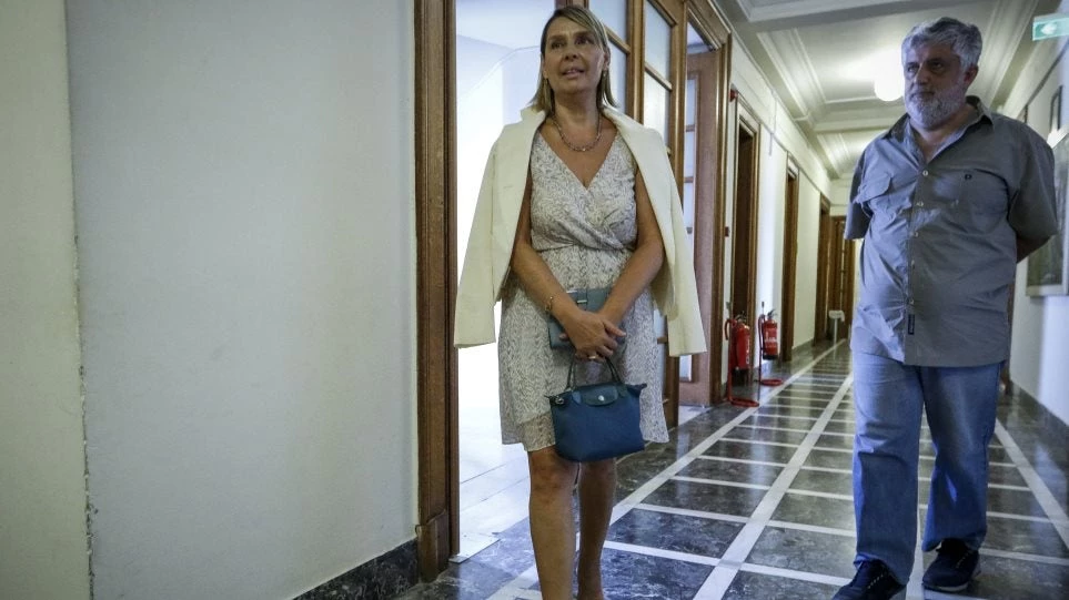 «Αχ Θε μου, Θε μου»: Οταν η νέα υφυπουργός Προστασίας του Πολίτη Κατερίνα Παπακώστα έβγαζε… νοκ άουτ την Μαρία Δαμανάκη – Bίντεο